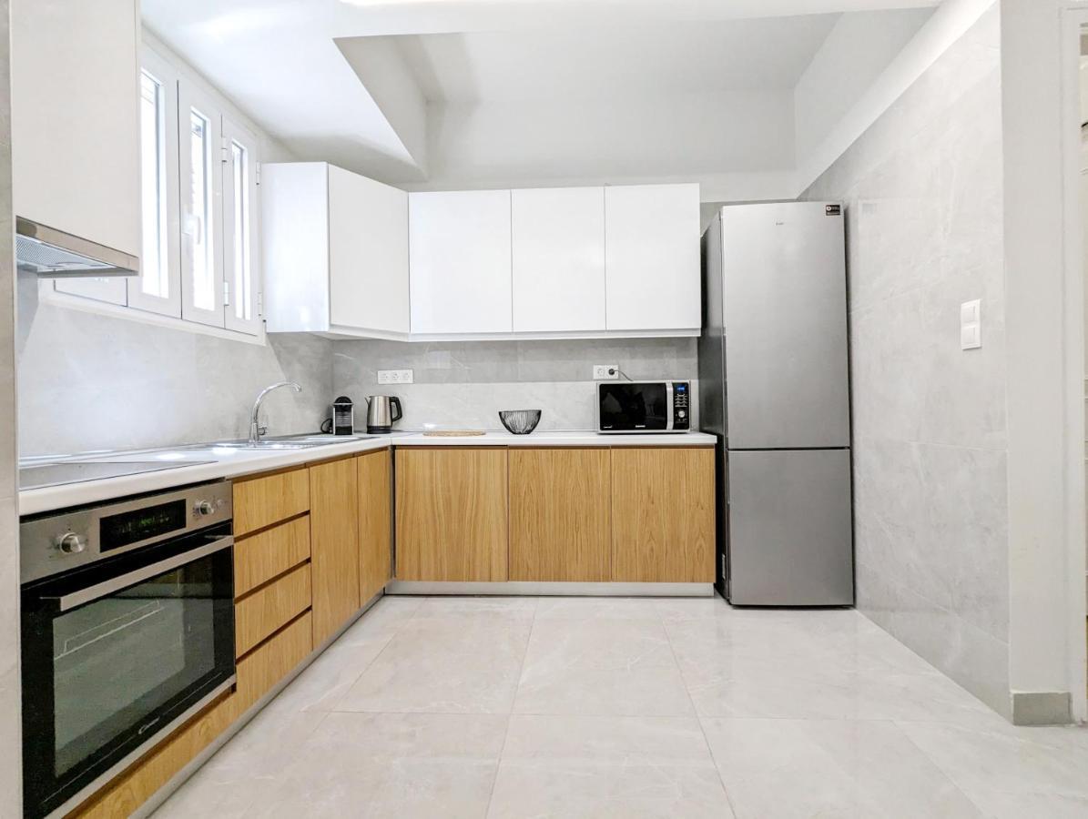 Victroria Grand Palace Apartment Athena Bagian luar foto