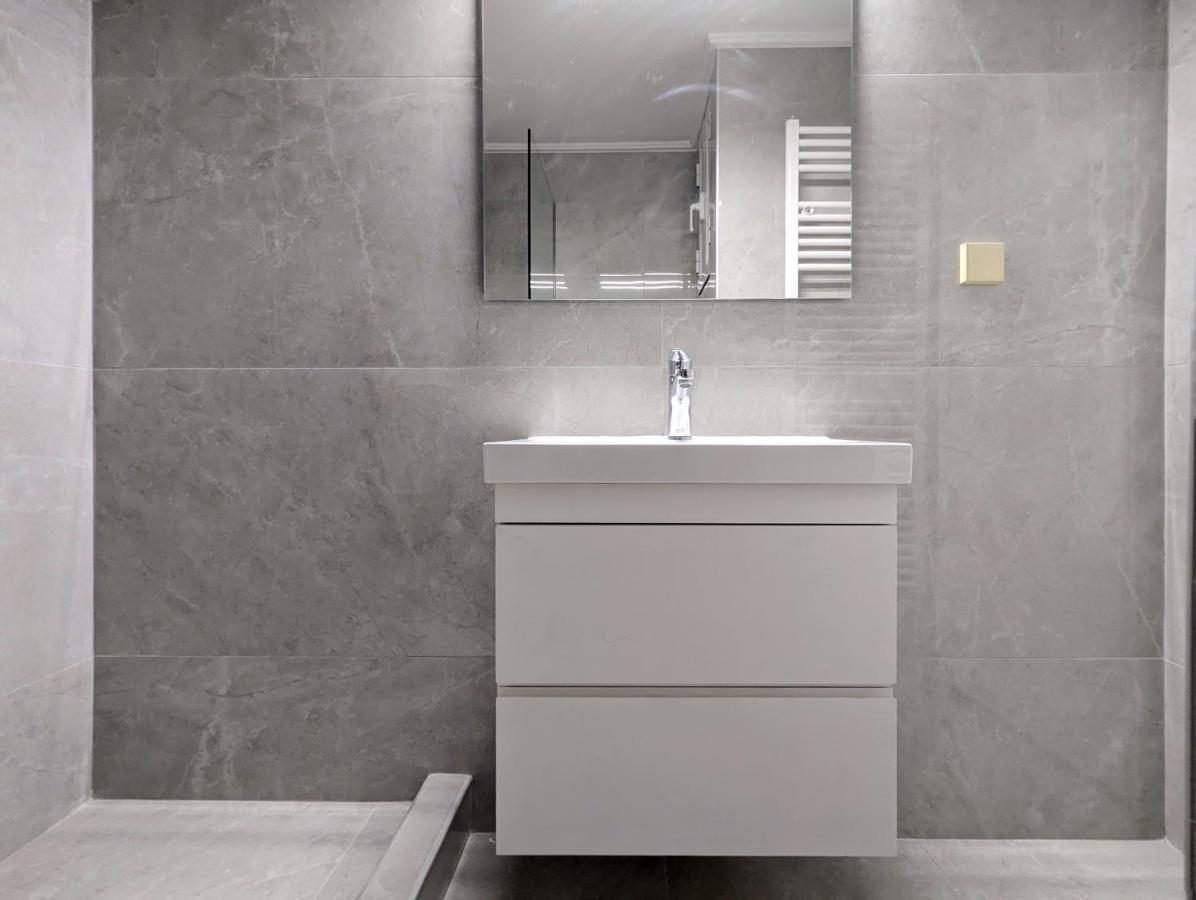 Victroria Grand Palace Apartment Athena Bagian luar foto