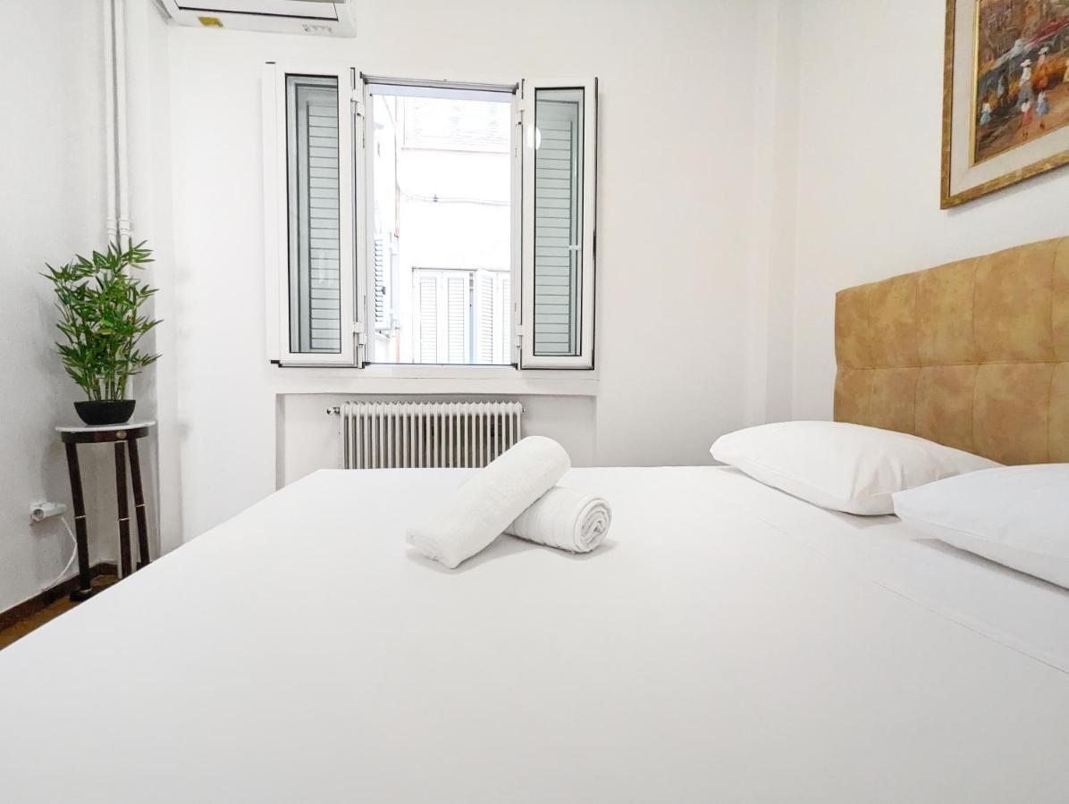 Victroria Grand Palace Apartment Athena Bagian luar foto